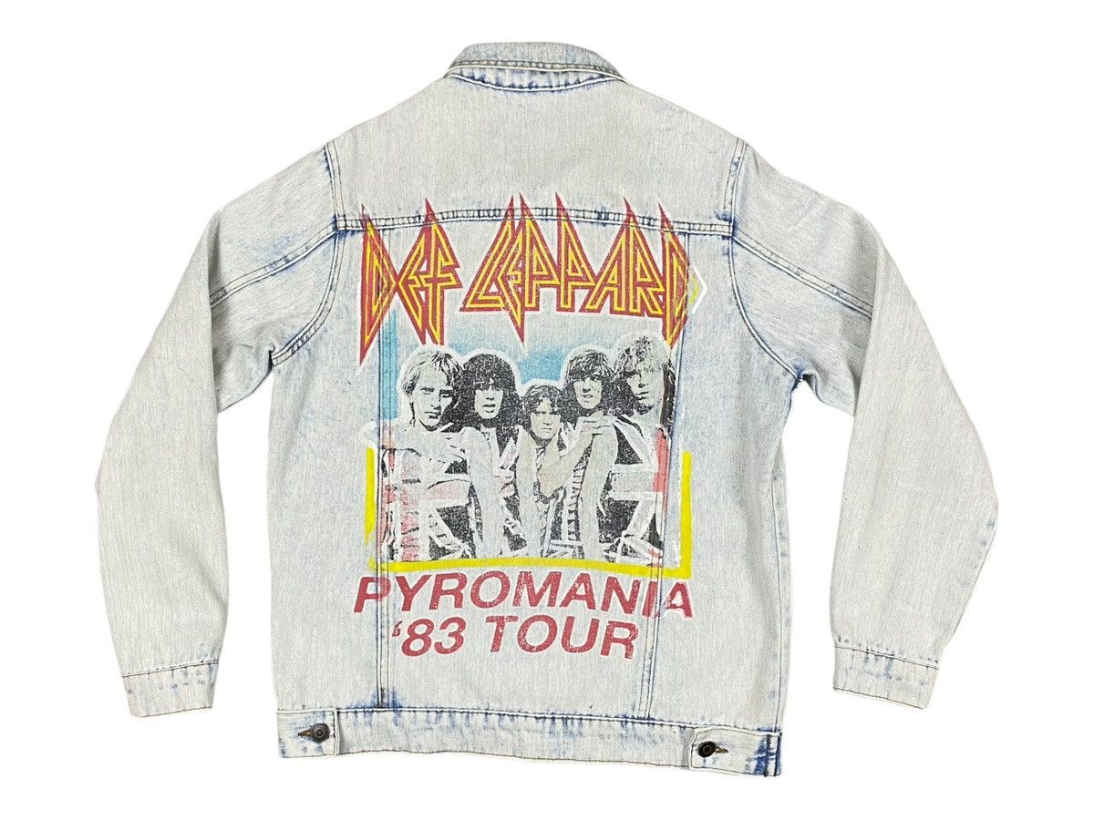Vintage Vintage Def Leppard Pyromania ‘83 Tour Jeans Jacket Size US S / EU 44-46 / 1 - 1 Thumbnail