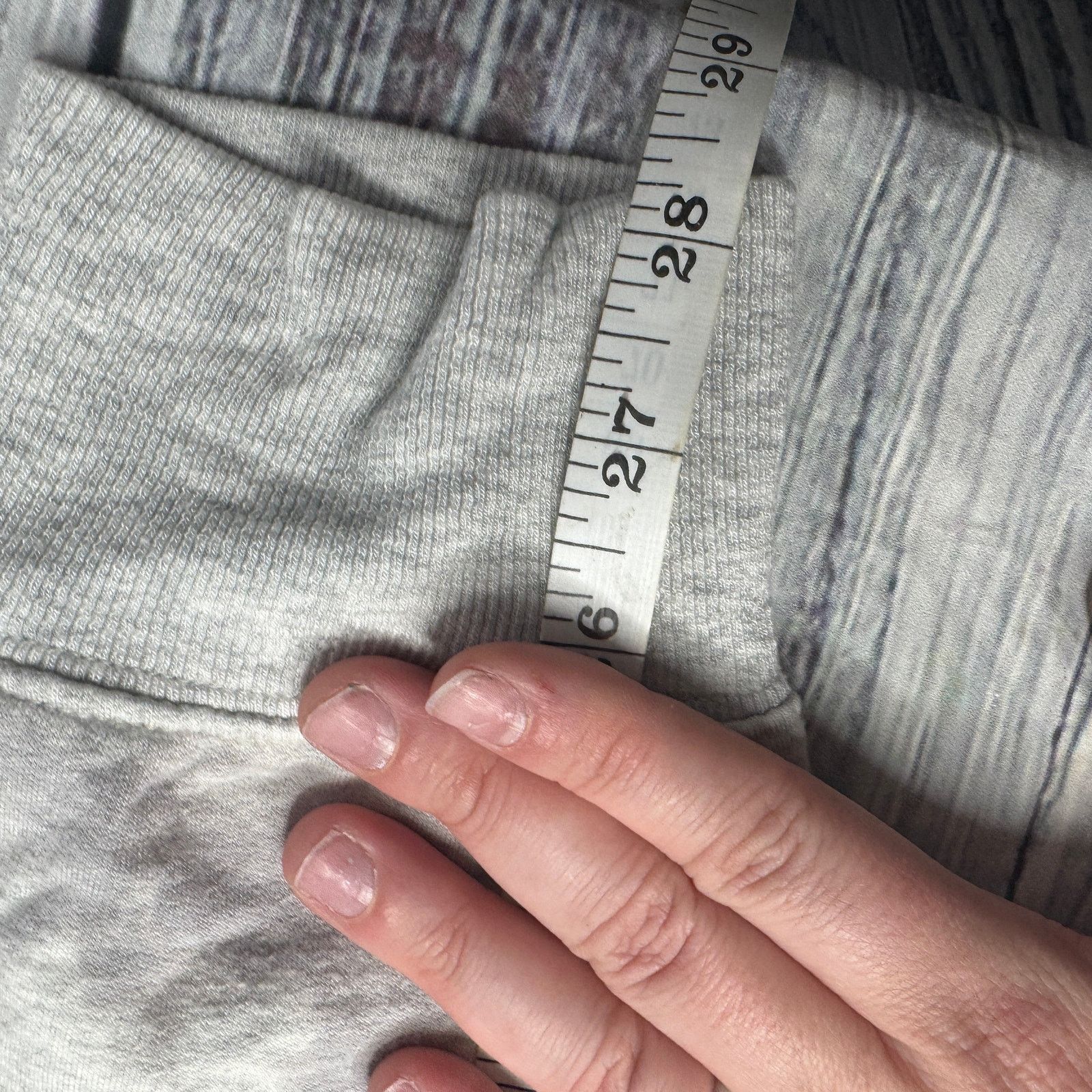 Athleta Athleta Balance Printed Joggers Gray Tie Dye Camo Tencel SM Size 28" / US 6 / IT 42 - 7 Thumbnail