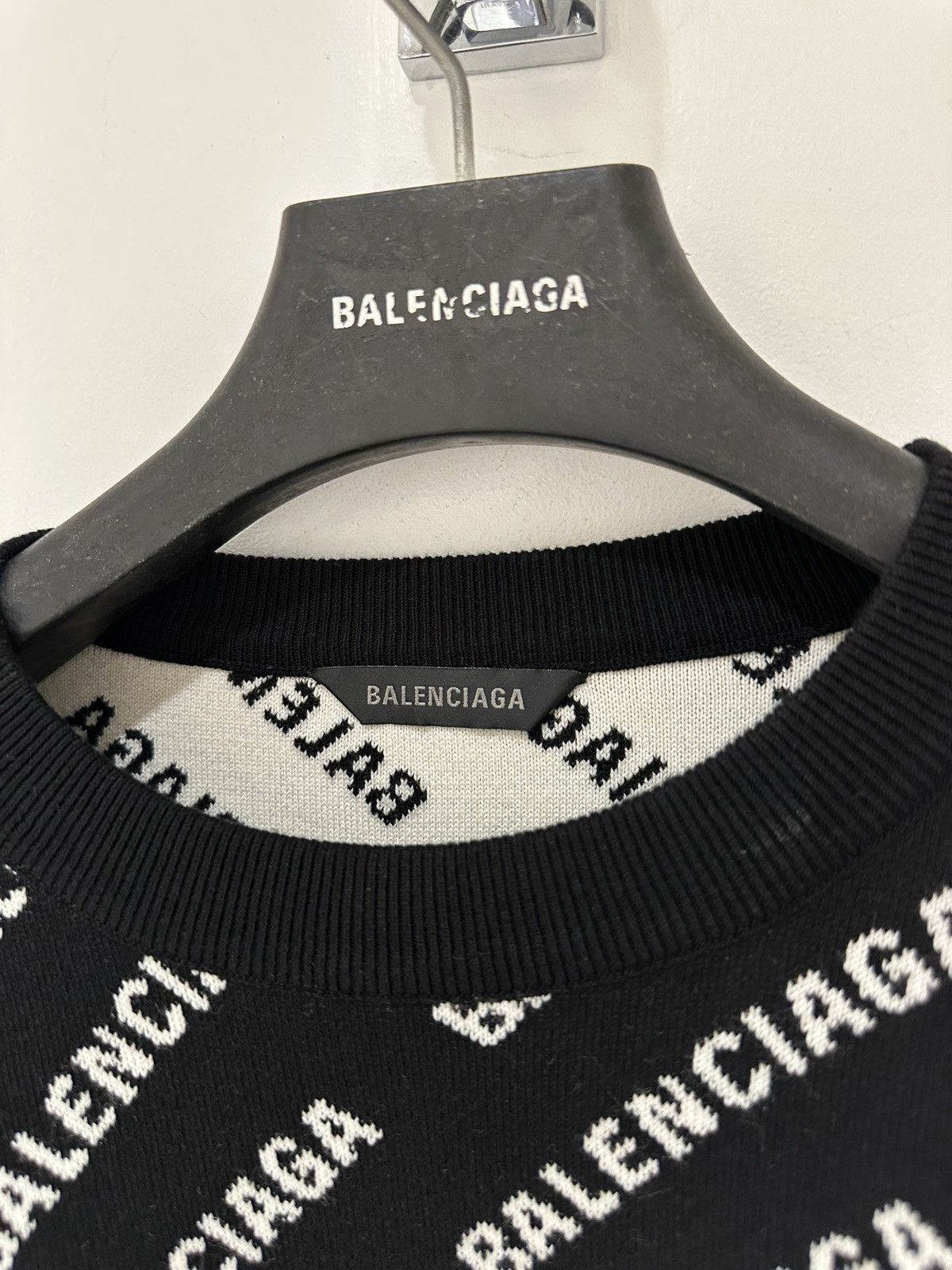 Balenciaga Balenciaga Balenciaga Logo Knit Sweater Size US L / EU 52-54 / 3 - 3 Thumbnail