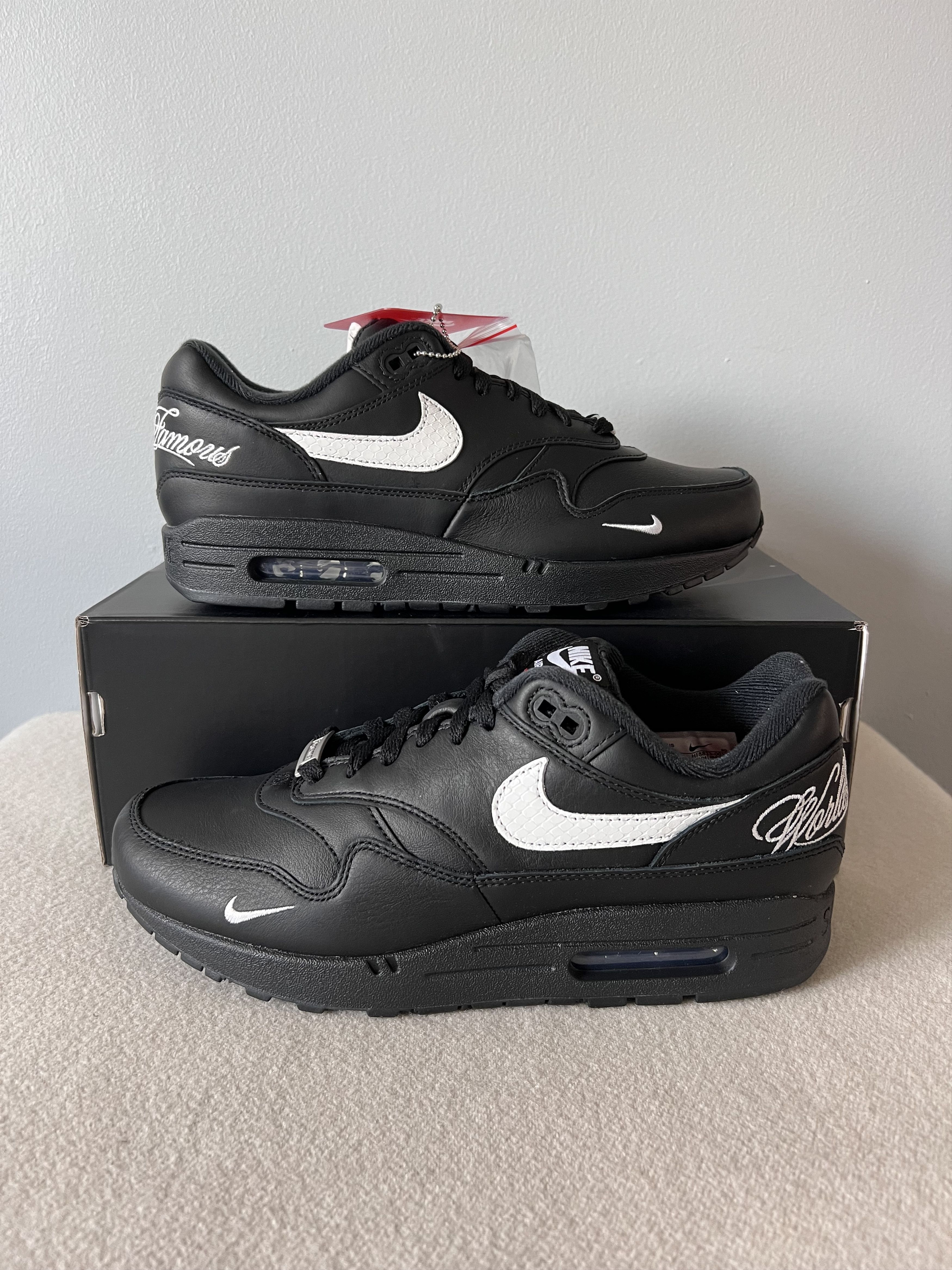 Nike × Supreme Supreme Nike Air Max 1 '87 SP in Black Size US 12 / EU 45 - 2 Thumbnail