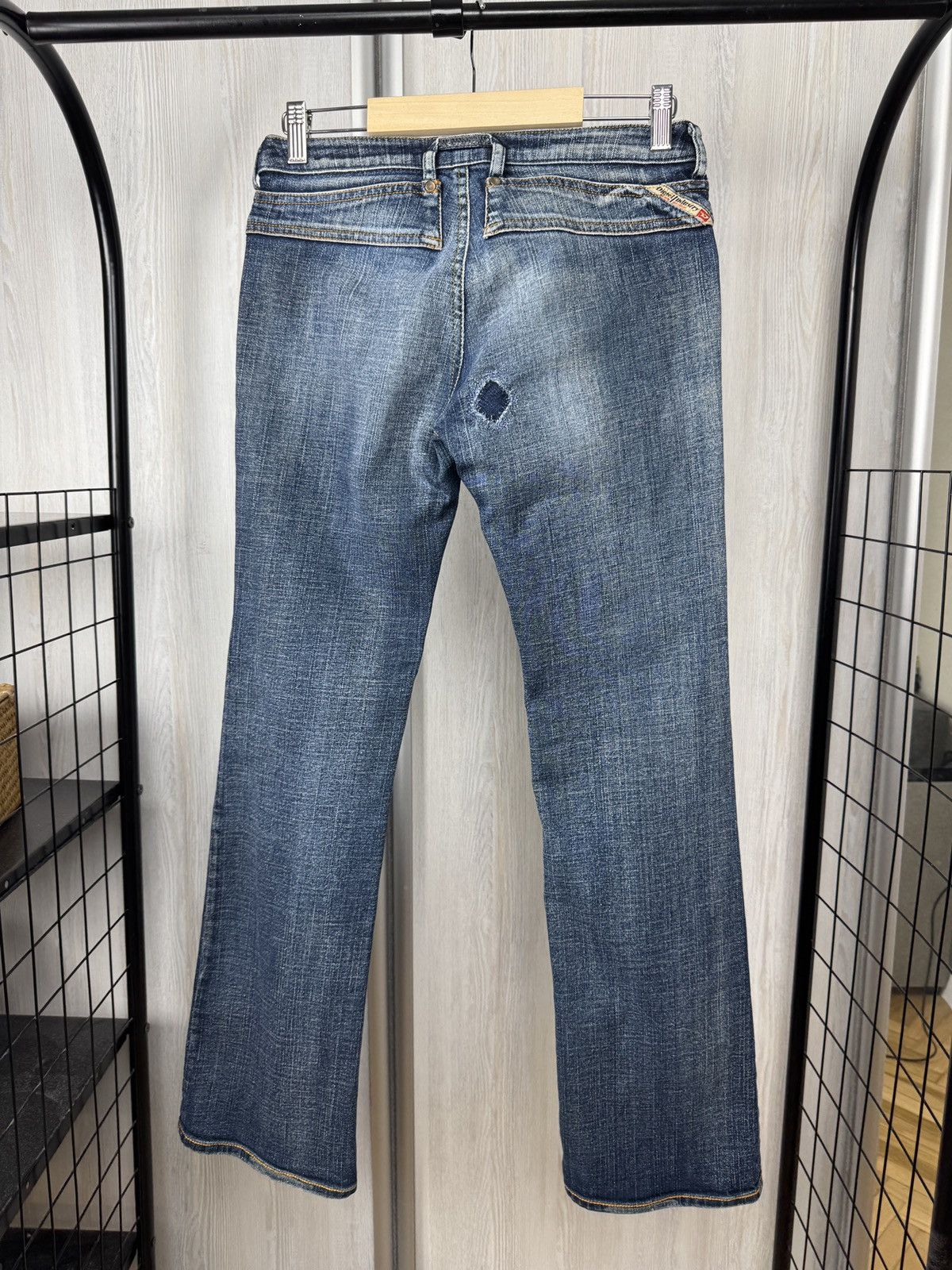 Diesel Diesel vintage y2k blue distressed rap wide flared jeans Size 27" / US 4 / IT 40 - 8 Thumbnail