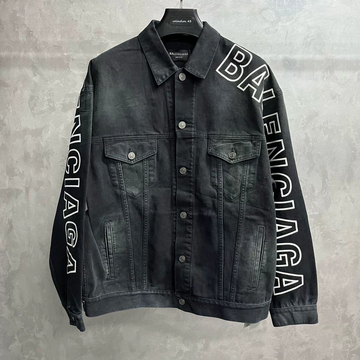 Balenciaga Balenciaga Retro Printed Black Light Jacket m Men Size US M / EU 48-50 / 2 - 1 Thumbnail