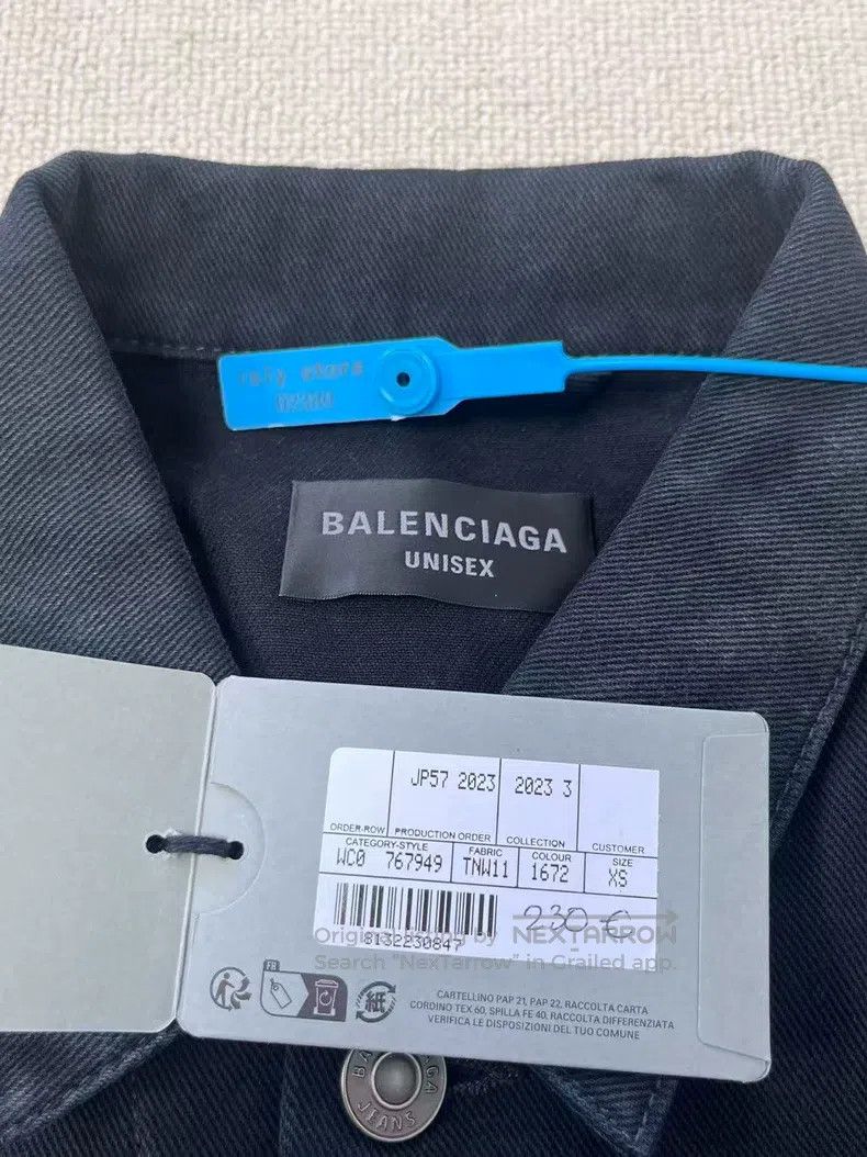 Balenciaga Balenciaga Logo Letter Printed Square Neck Single Breasted Size US XS / EU 42 / 0 - 6 Thumbnail