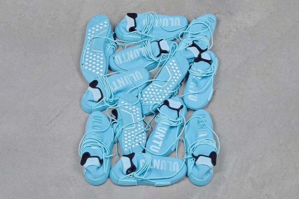Adidas × Pharrell GY0094 HUMAN RACE BOOST NMD CLEAR AQUA BABY BLUE ULUNTU Size US 6.5 / IT 36.5 - 1 Thumbnail
