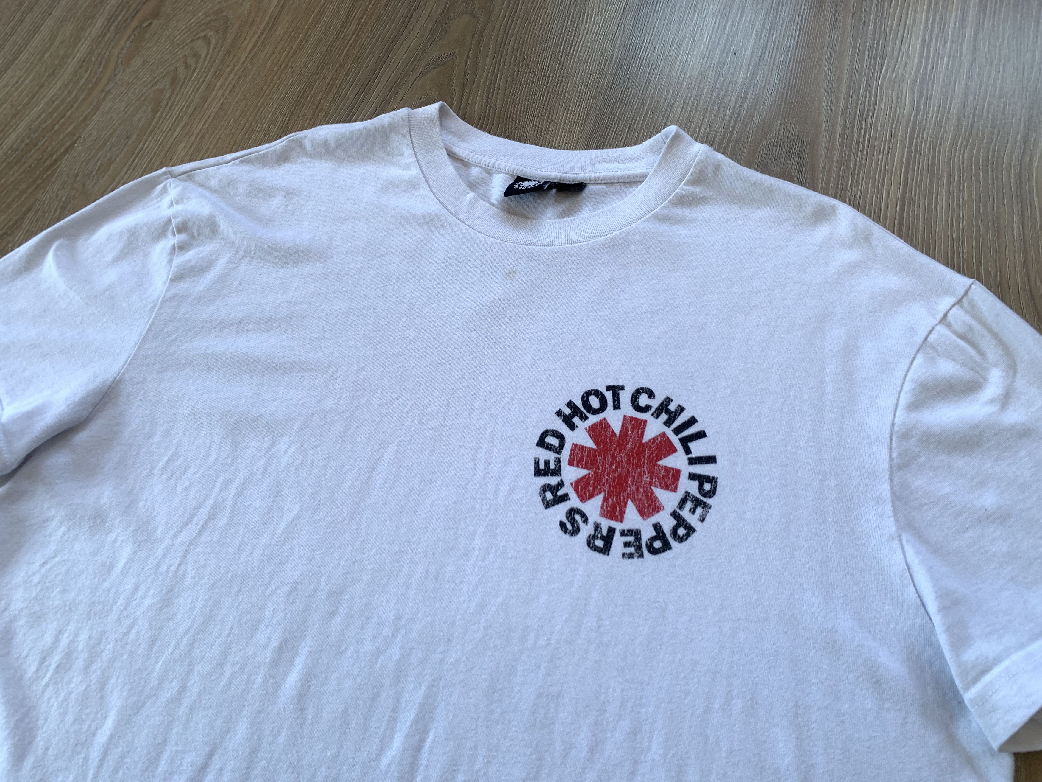 Band Tees Red Hot Chili Peppers White Printed T Shirt Size US L / EU 52-54 / 3 - 4 Thumbnail