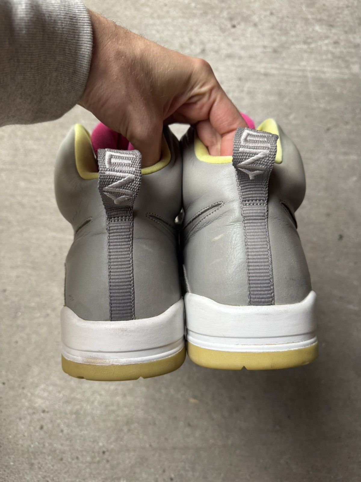 Kanye West × Nike NIKE AIR YEEZY 1 ZEN GREY 2009 SIZE 14 KANYE WEST Size US 14 / EU 47 - 4 Thumbnail
