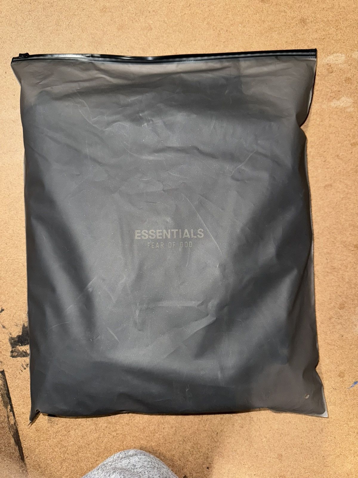 Essentials × Fear of God Fear of God Essentials Black Heavy Long Sleeve T-Shirt Size US S / EU 44-46 / 1 - 10 Thumbnail