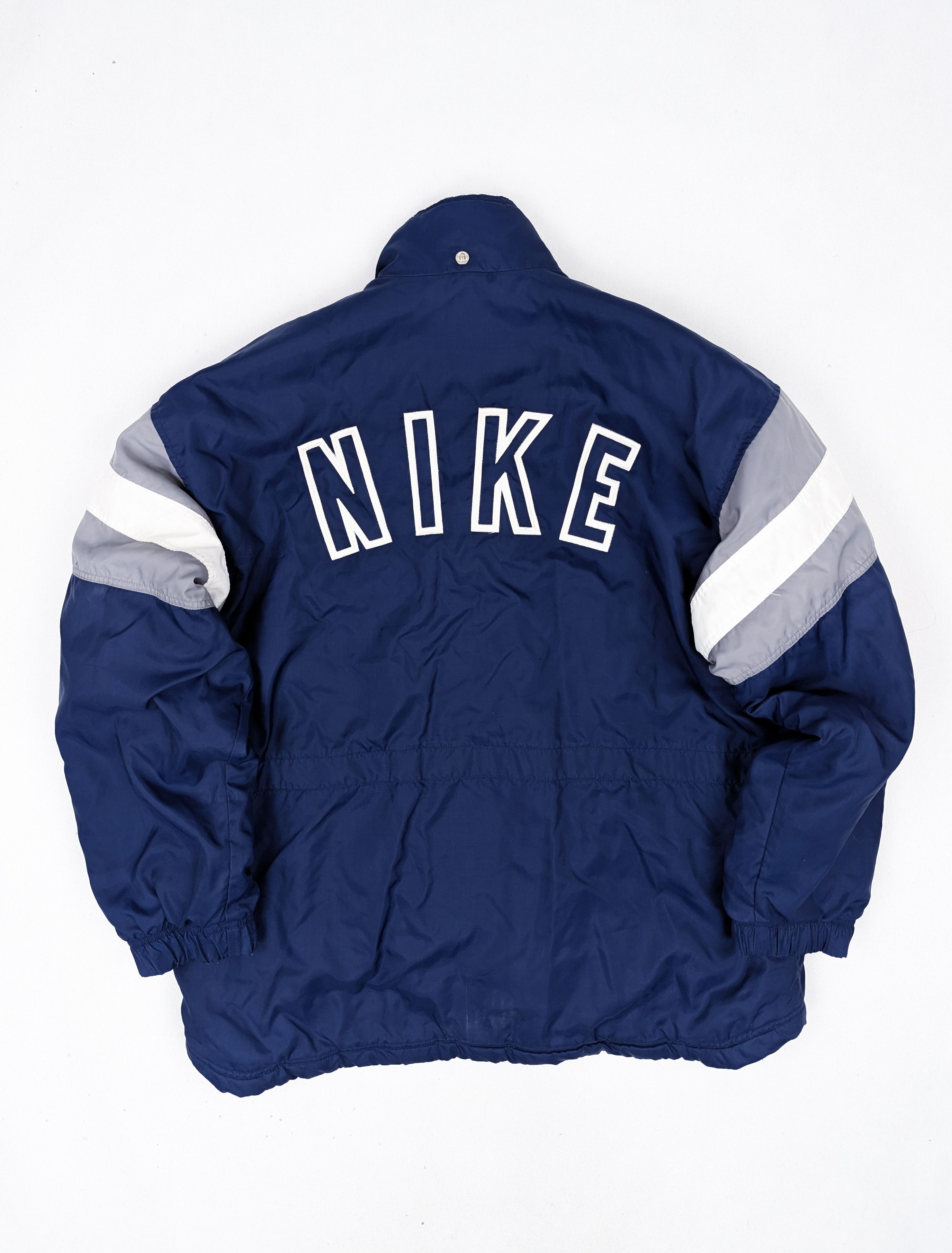 Nike Nike vintage blue coat jacket L swoosh Size US L / EU 52-54 / 3 - 1 Thumbnail