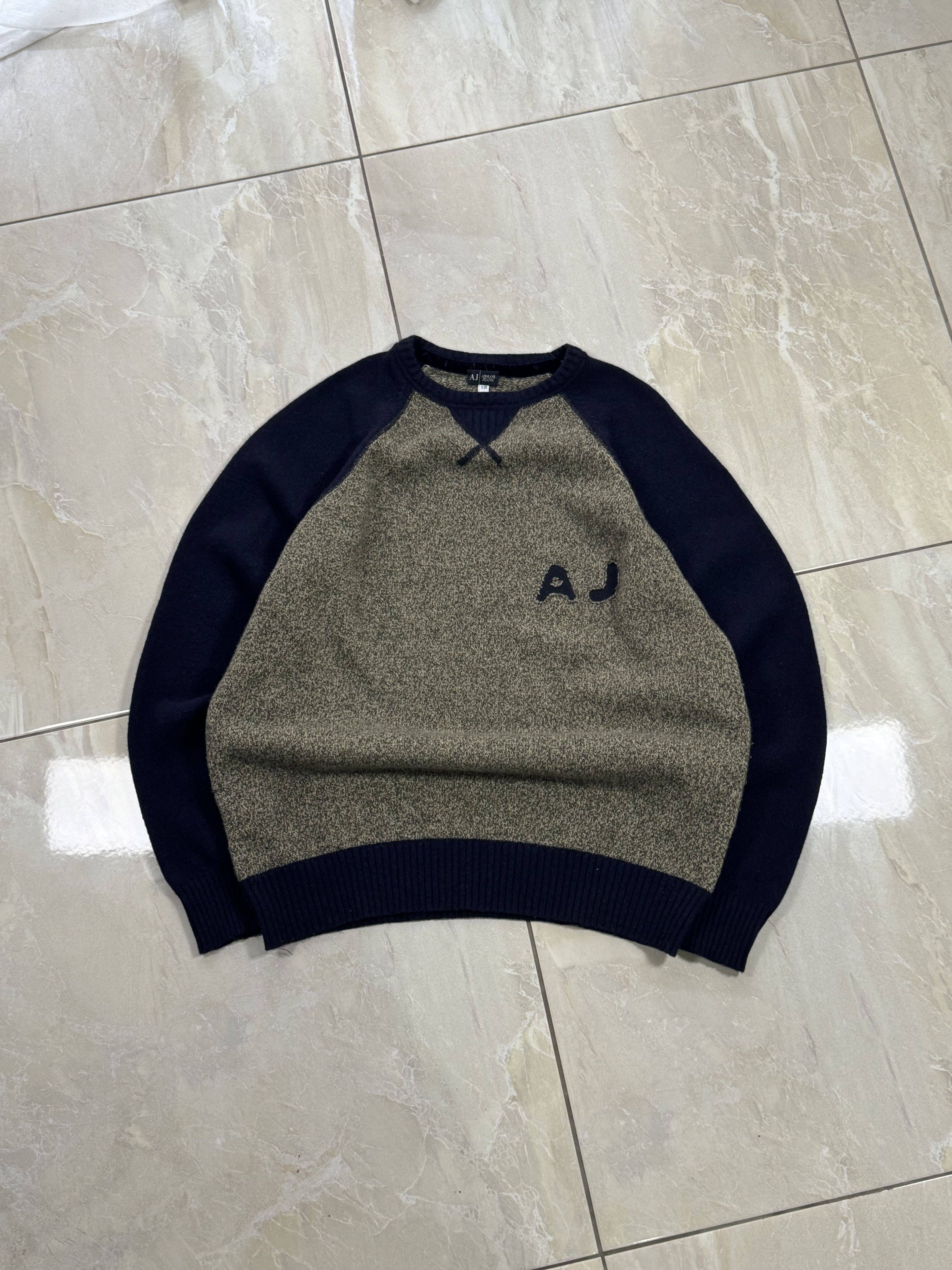 Giorgio Armani Vintage Armani Jeans Beige & Navy 00S Wool Knit Jumper Size US XL / EU 56 / 4 - 1 Thumbnail