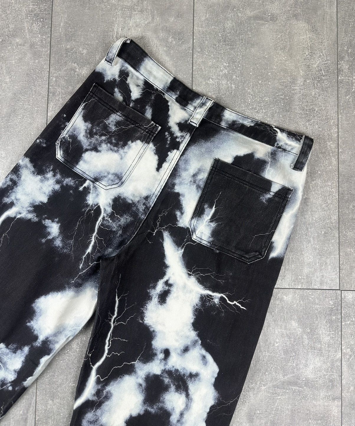 Jaded London Jaded London Lighting Cloud Print Scate Denim Jeans Pants Size US 32 / EU 48 - 17 Thumbnail