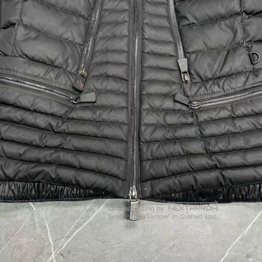 Moncler moncler ski series zip sleeve down jacket. Size US S / EU 44-46 / 1 - 6 Thumbnail