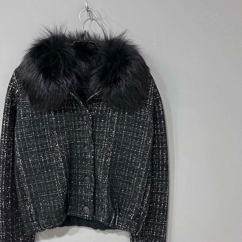 Prada Prada Heavy industry fur collar coat 2504-Nextarrow Size XS / US 0-2 / IT 36-38 - 2 Thumbnail