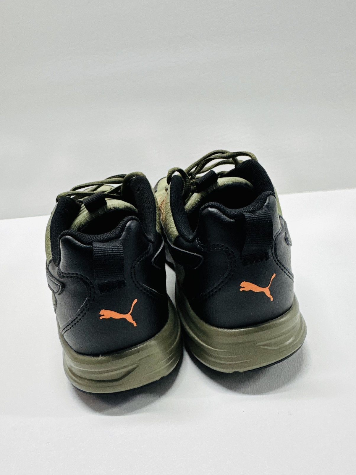 Puma Puma Escalate Olive/Black/Orange Size US 10 / EU 43 - 5 Thumbnail