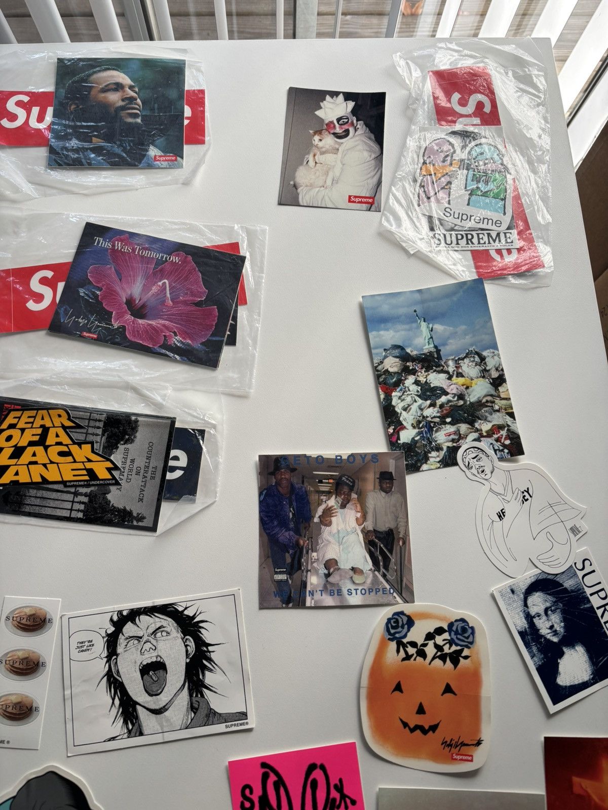 Supreme Supreme Sticker Bundle 50 Random Stickers Size ONE SIZE - 4 Thumbnail