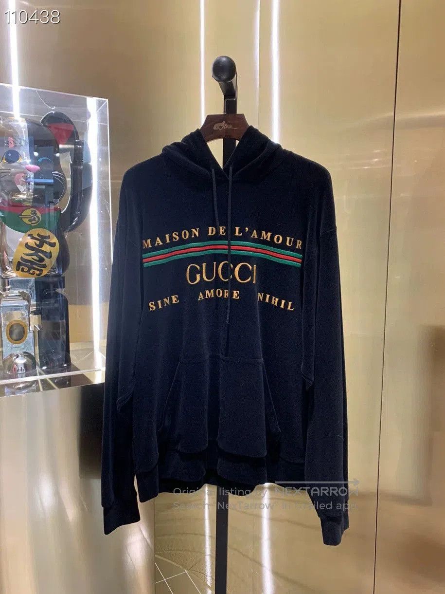 Gucci Gucci Black Velvet Sweatshirt L. Size US L / EU 52-54 / 3 - 1 Thumbnail