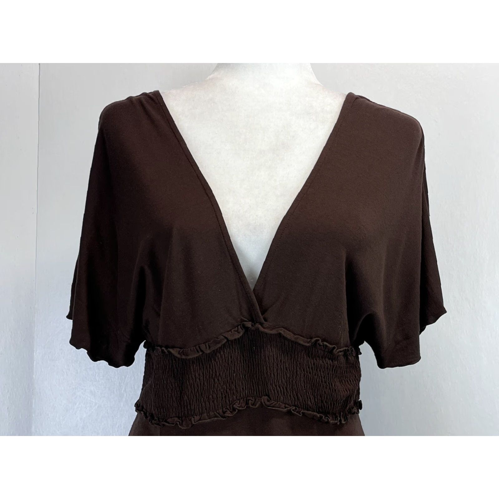 Bcbgmaxazria BCBGMAXAZRIA Dress V-Neck Midi Flutter Sleeve Jersey Brown M Women Casual Slim Stretch GUC Size M / US 6-8 / IT 42-44 - 5 Thumbnail