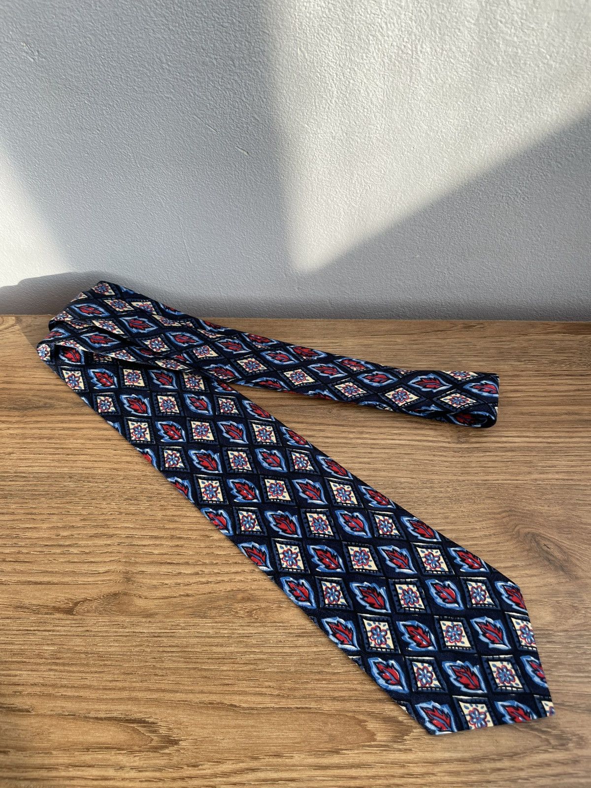 Yves Saint Laurent Yves Saint Laurent YSL Silk Tie Multicolor Geometric Print Size ONE SIZE - 7 Thumbnail