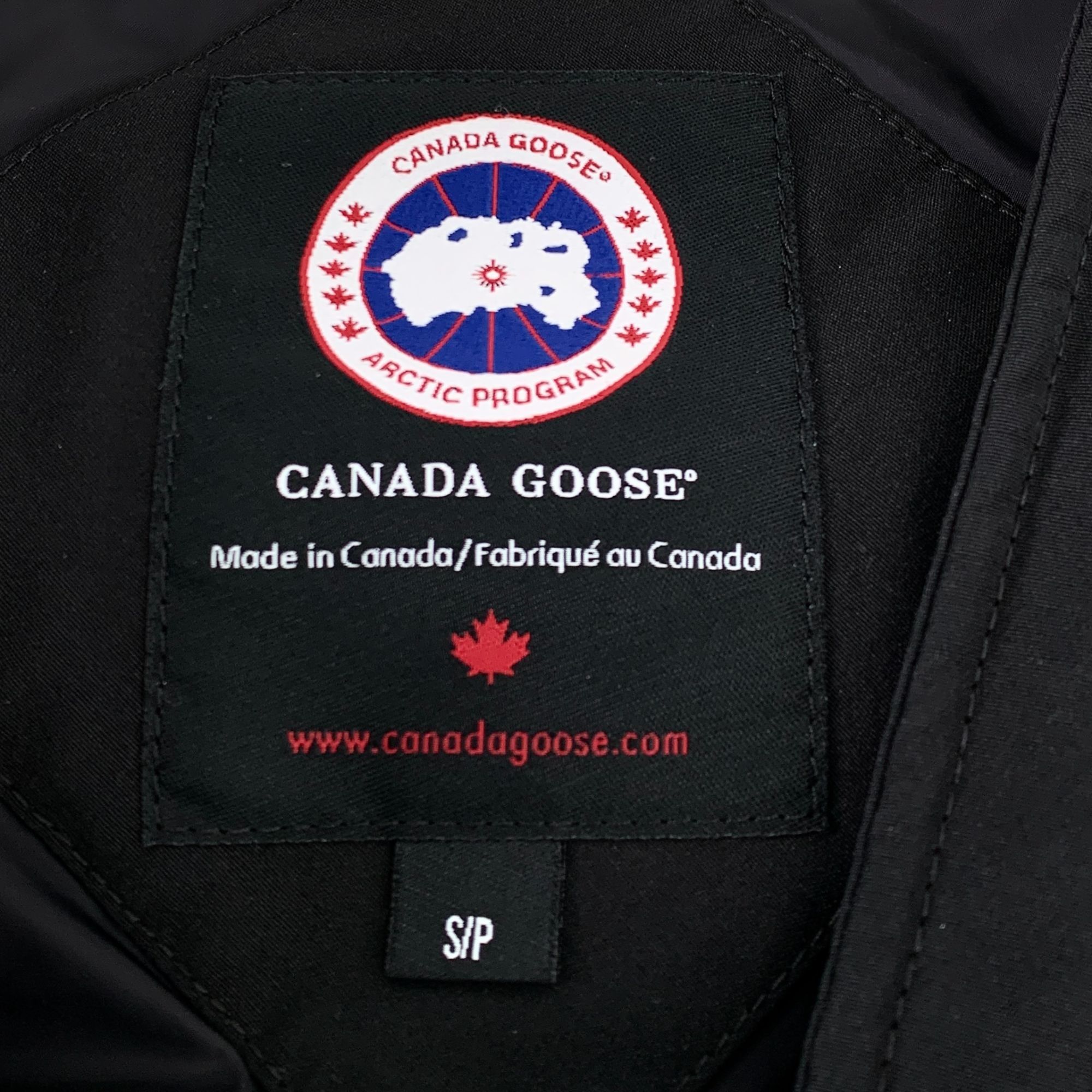 Canada Goose Canada Goose Arctic Program Black Hooded Down Jacket S With Size S / US 4 / IT 40 - 4 Thumbnail