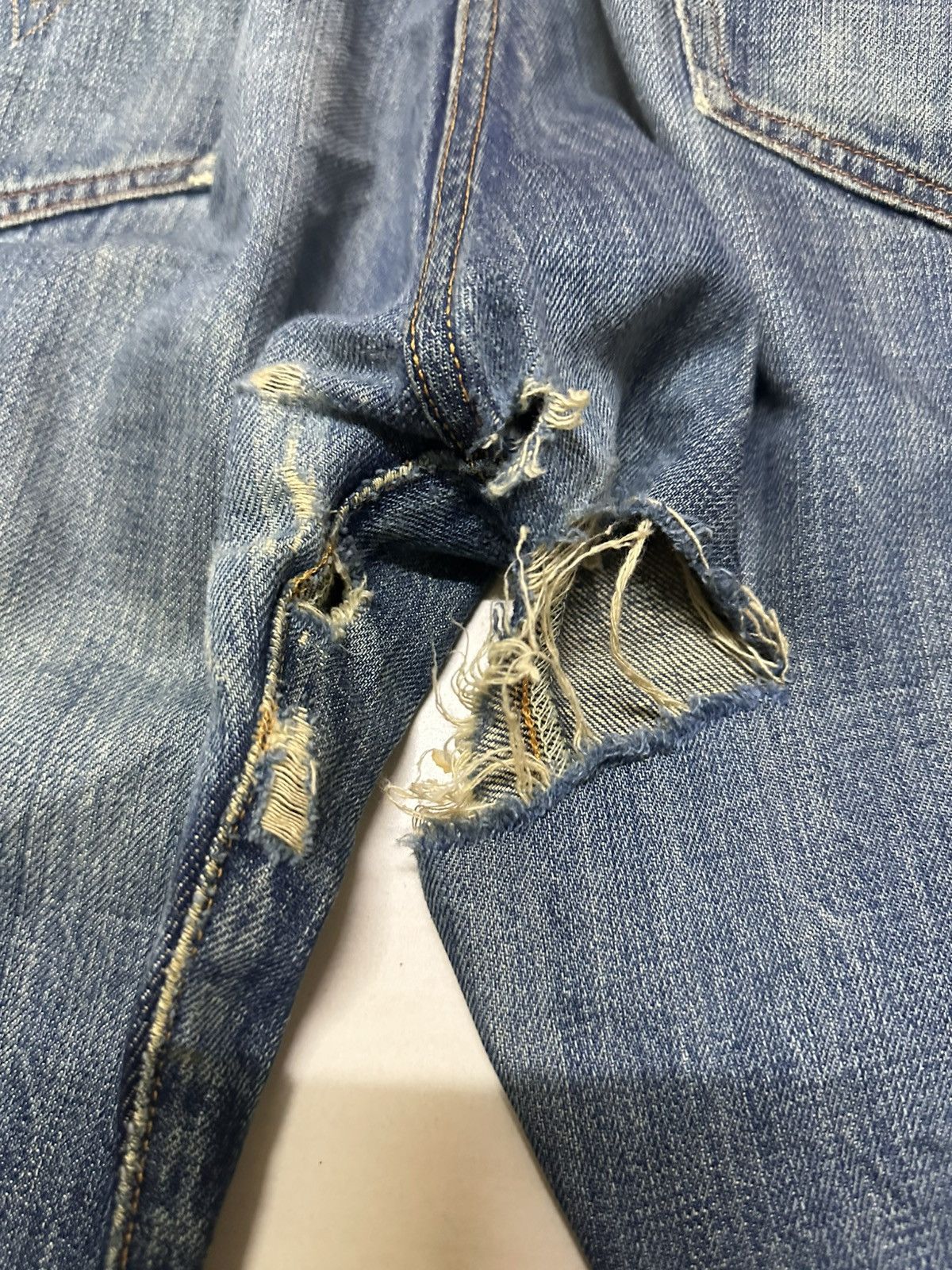 Levi's Vintage Clothing Vtg 201 LVC Levis distressed denim Size US 32 / EU 48 - 7 Thumbnail
