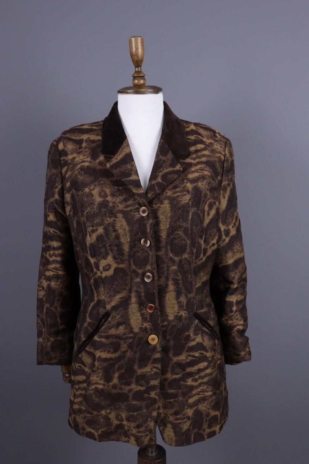 Kenzo Jungle Kenzo Brown Leopard Print Vintage Jacket Size 44 / M Size M / US 6-8 / IT 42-44 - 1 Thumbnail