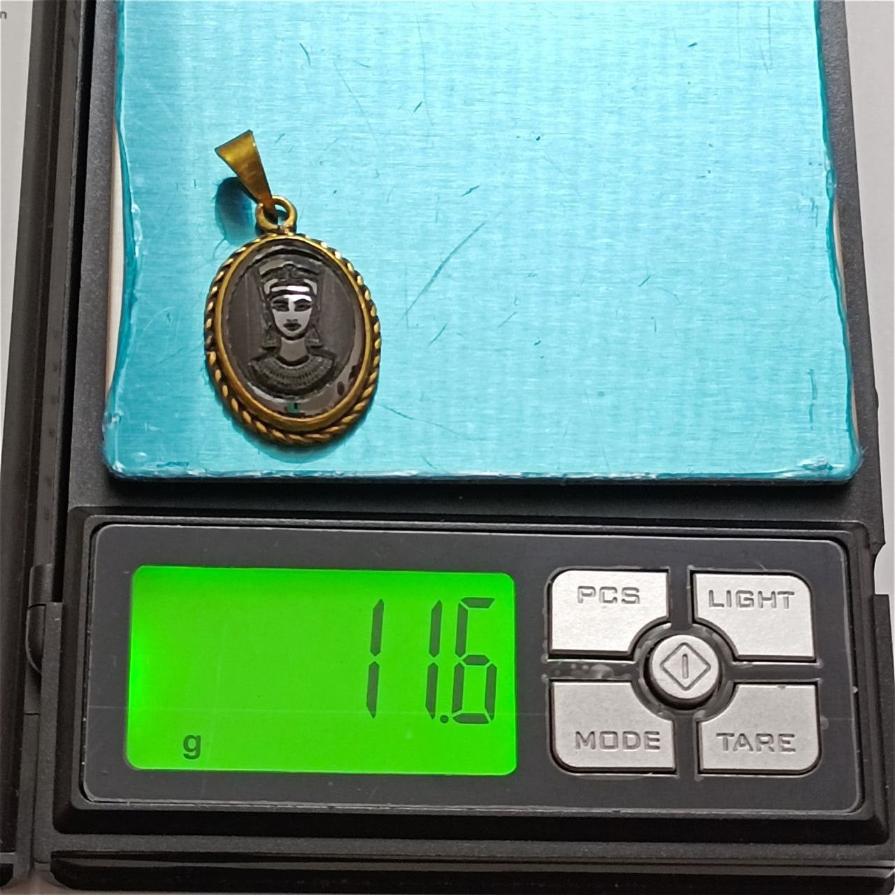 Handmade Vintage copper pendant hematite stone Egyptian Queen design Size ONE SIZE - 8 Thumbnail
