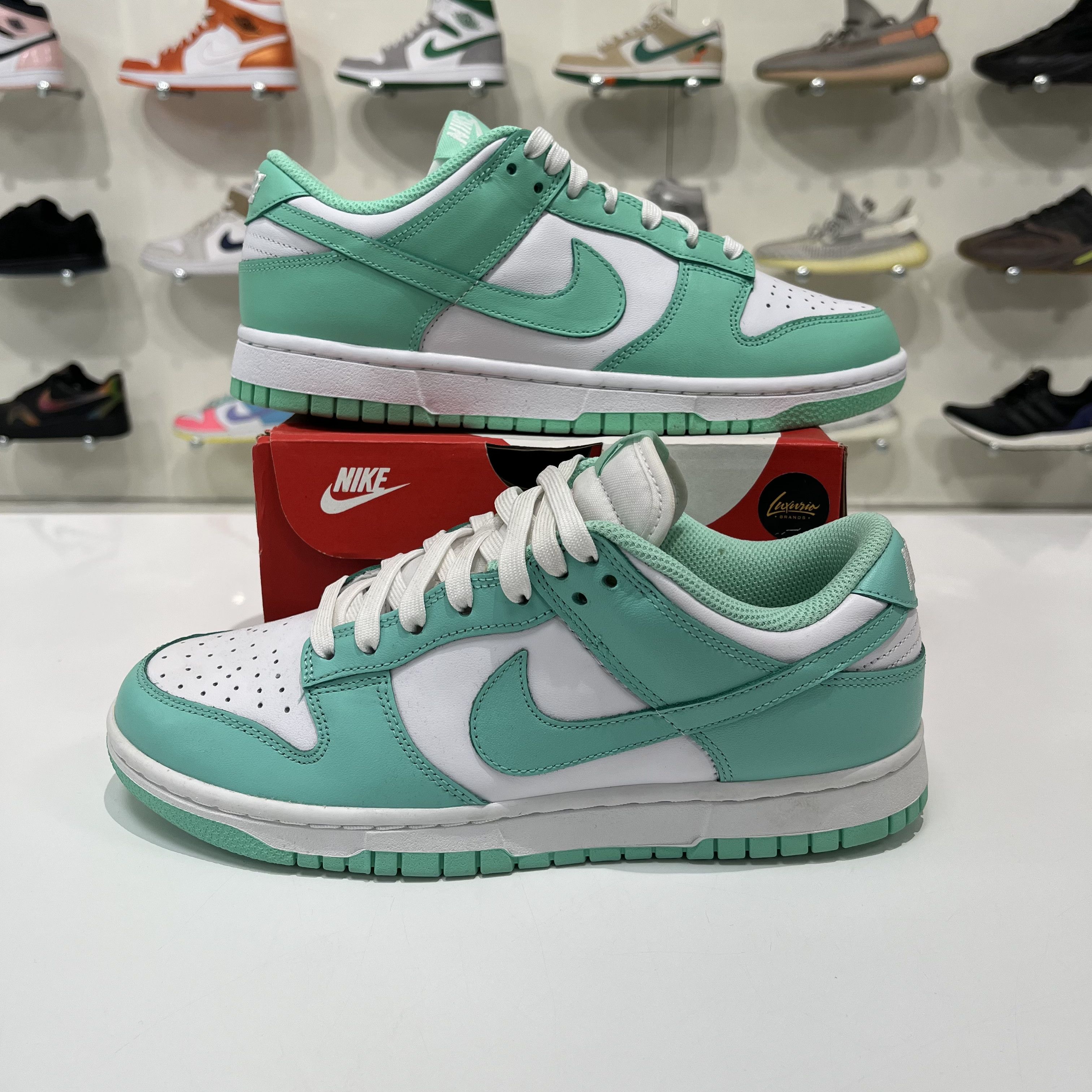 Nike Nike dunk low green glow Size US 8.5 / EU 41-42 - 1 Thumbnail