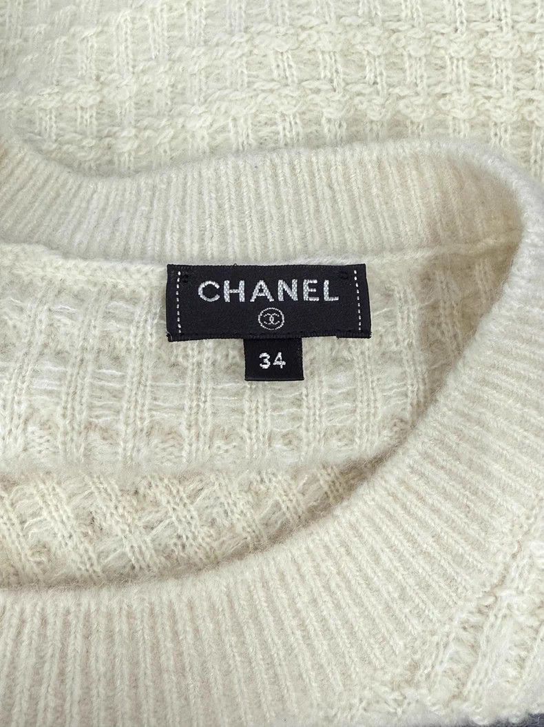 Chanel Chanel Beige three-dimensional flower knitted sweater Size XXS / US 00 / IT 34 - 3 Thumbnail