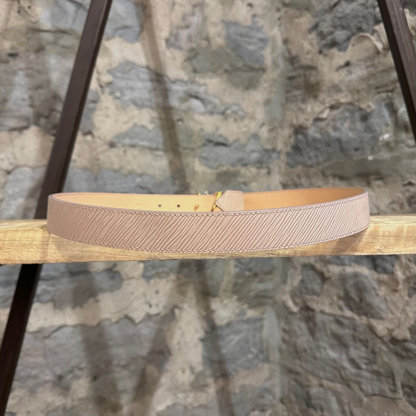 Louis Vuitton Louis Vuitton Ballerine Pink Epi Leather LV Twist 30mm Belt Size ONE SIZE - 5 Thumbnail