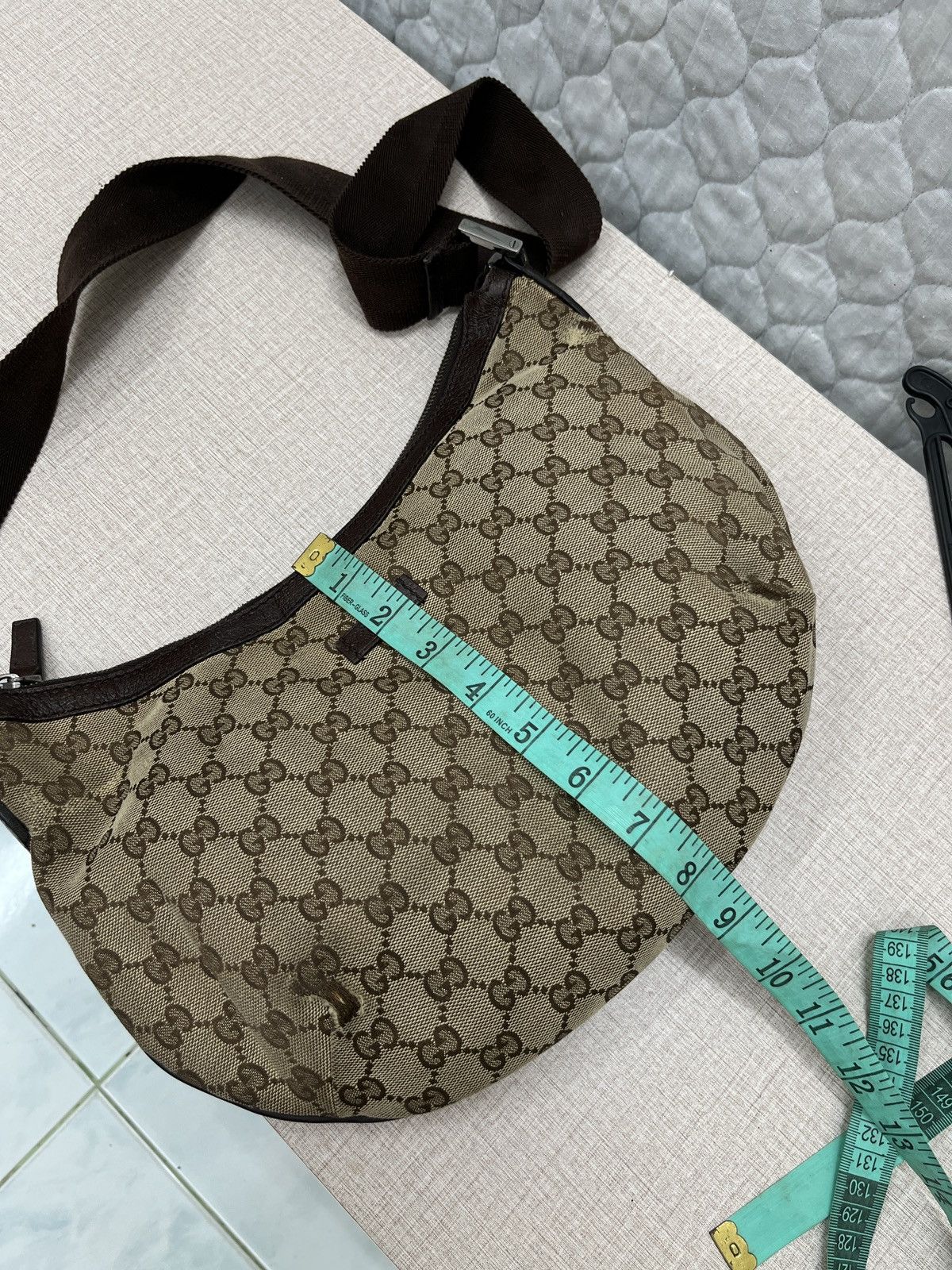 Gucci 🔥STEALS🔥 GUCCI SLING BAG Size ONE SIZE - 24 Thumbnail