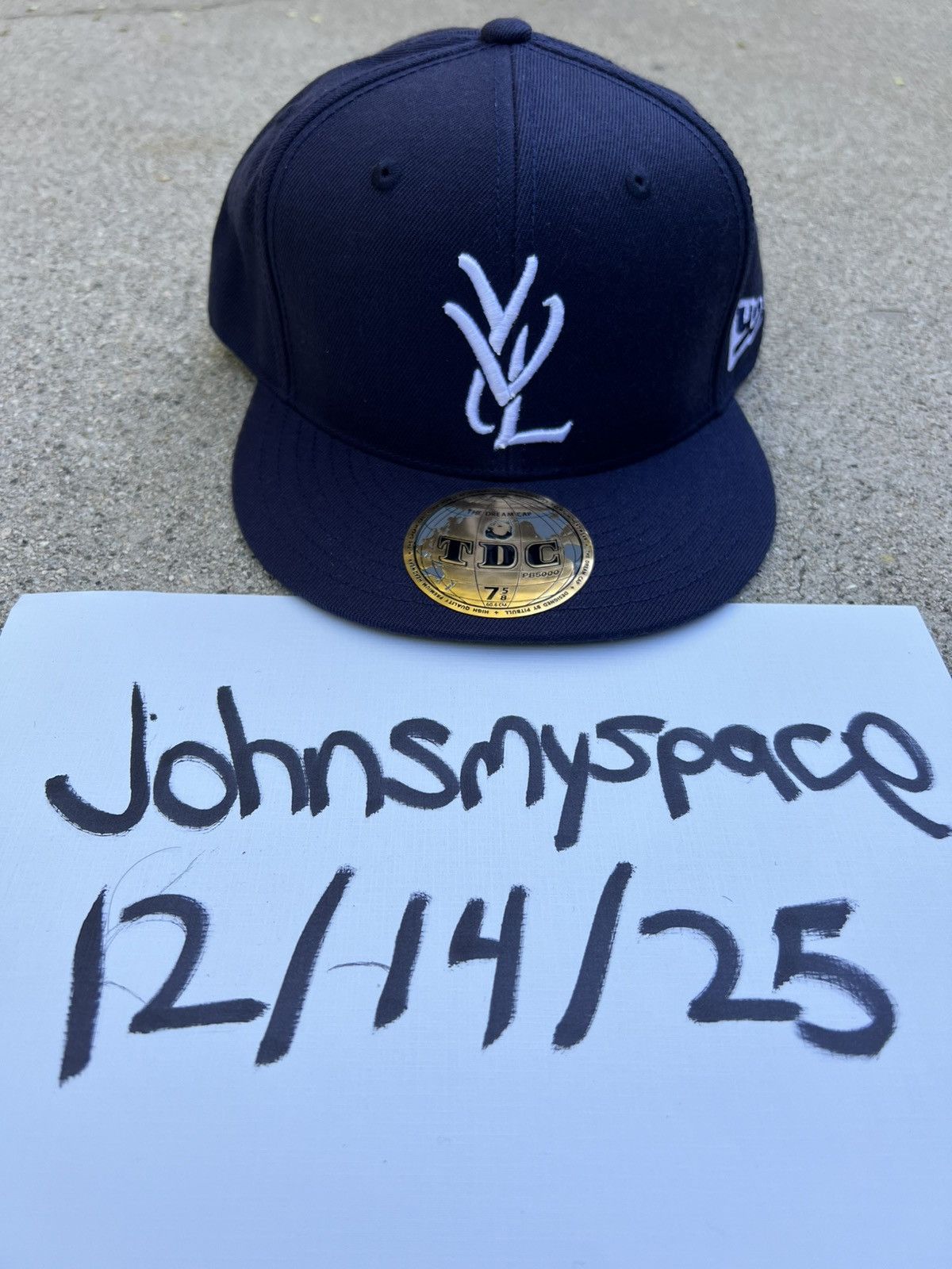 Other YVL HAT Size ONE SIZE - 2 Thumbnail