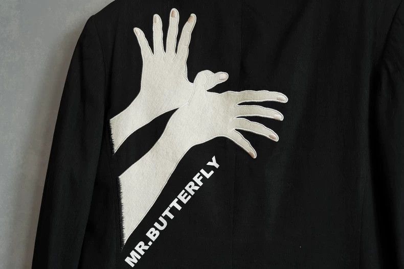 Yohji Yamamoto Yohji Yamamoto 09SS First Year butterfly hand embroidered j Size US M / EU 48-50 / 2 - 2 Thumbnail