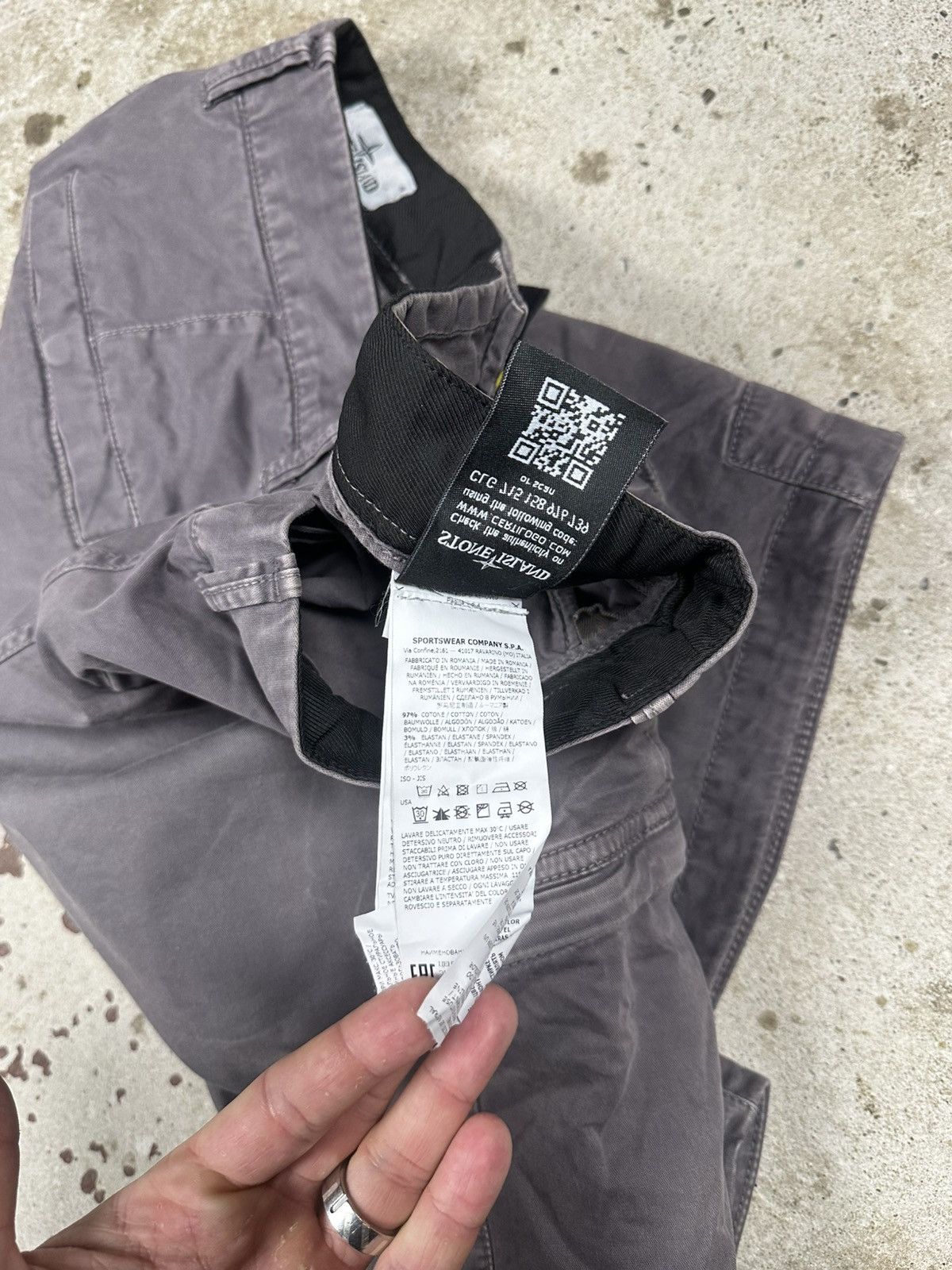 Stone Island Stone Island Type SL Faded Cargo Shorts Size US 30 / EU 46 - 12 Thumbnail