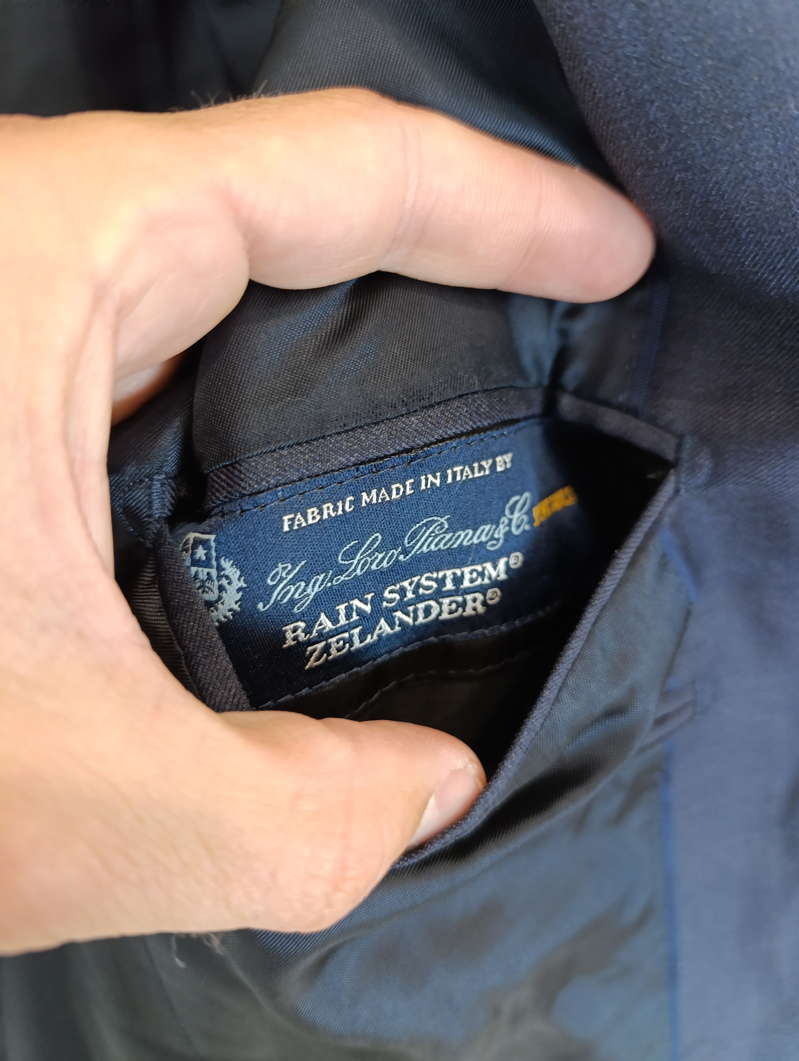 LARDINI ITALIAN SUIT ING LORO PIANA RAIN SYSTEM ZELANDER