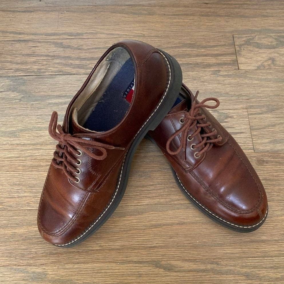 Tommy Hilfiger Tommy Hilfiger Classic Brown Leather Lace Ups Size 9.5 Size US 9.5 / EU 42-43 - 1 Thumbnail