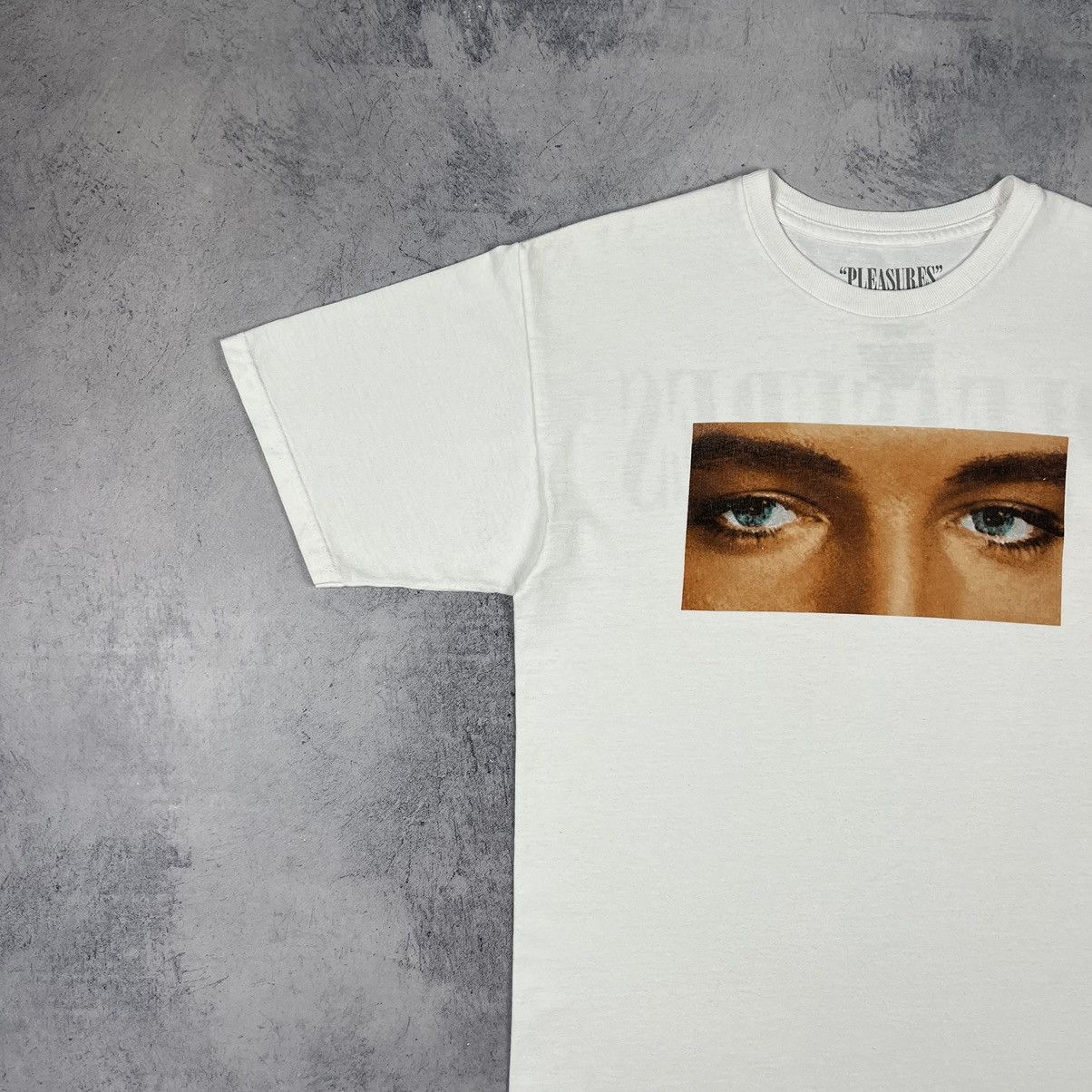 Pleasures Pleasures Elvis Presley eyes big logo tee Size US M / EU 48-50 / 2 - 5 Thumbnail