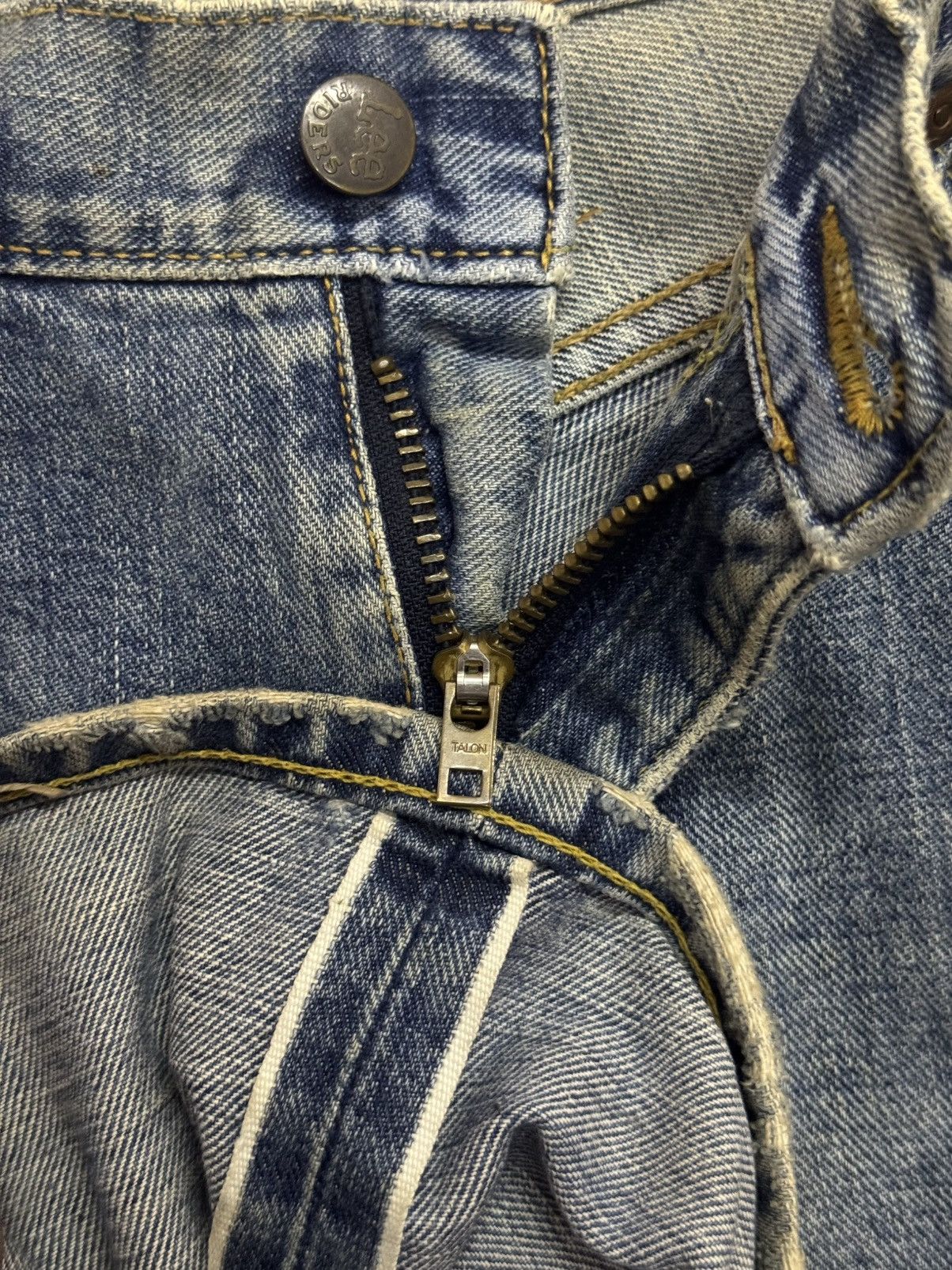 Lee × Vintage Vintage Lee Denim Sunfaded Size US 33 - 7 Thumbnail