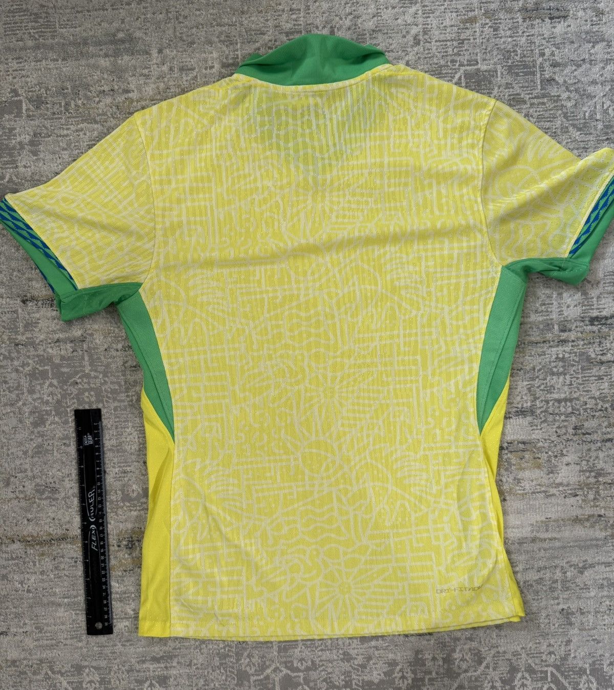 Nike Nike Brazil 2024 Home Kit Size US L / EU 52-54 / 3 - 2 Thumbnail