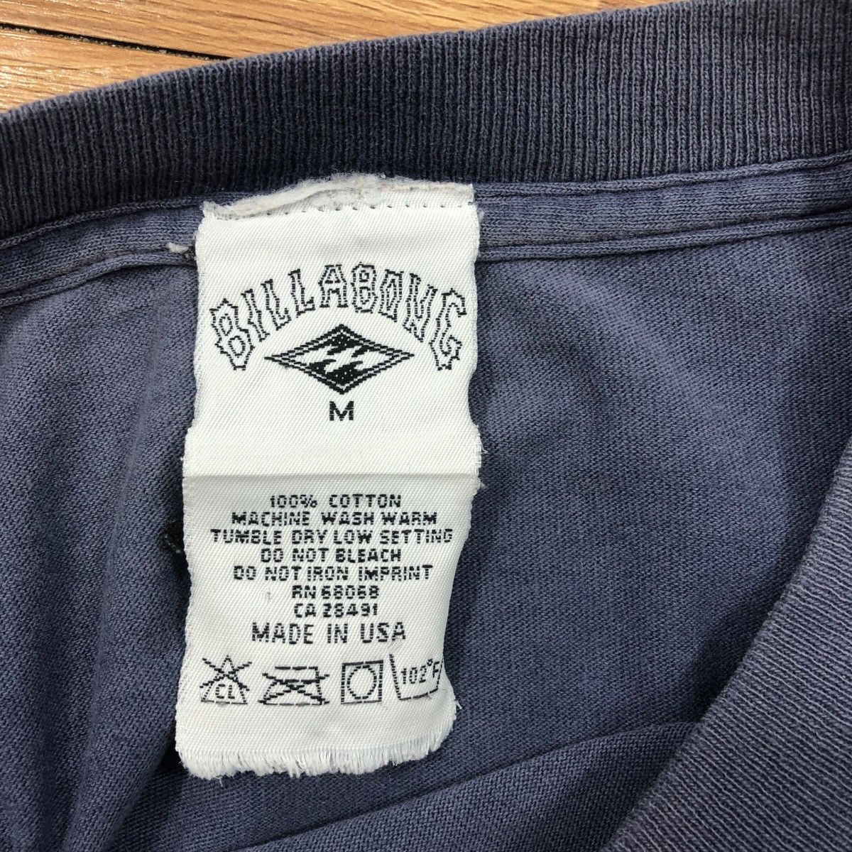 Billabong × Vintage Pick!! True Vtg 90's BILLABONG Distressed Top Tee Tshirt Size US M / EU 48-50 / 2 - 5 Thumbnail