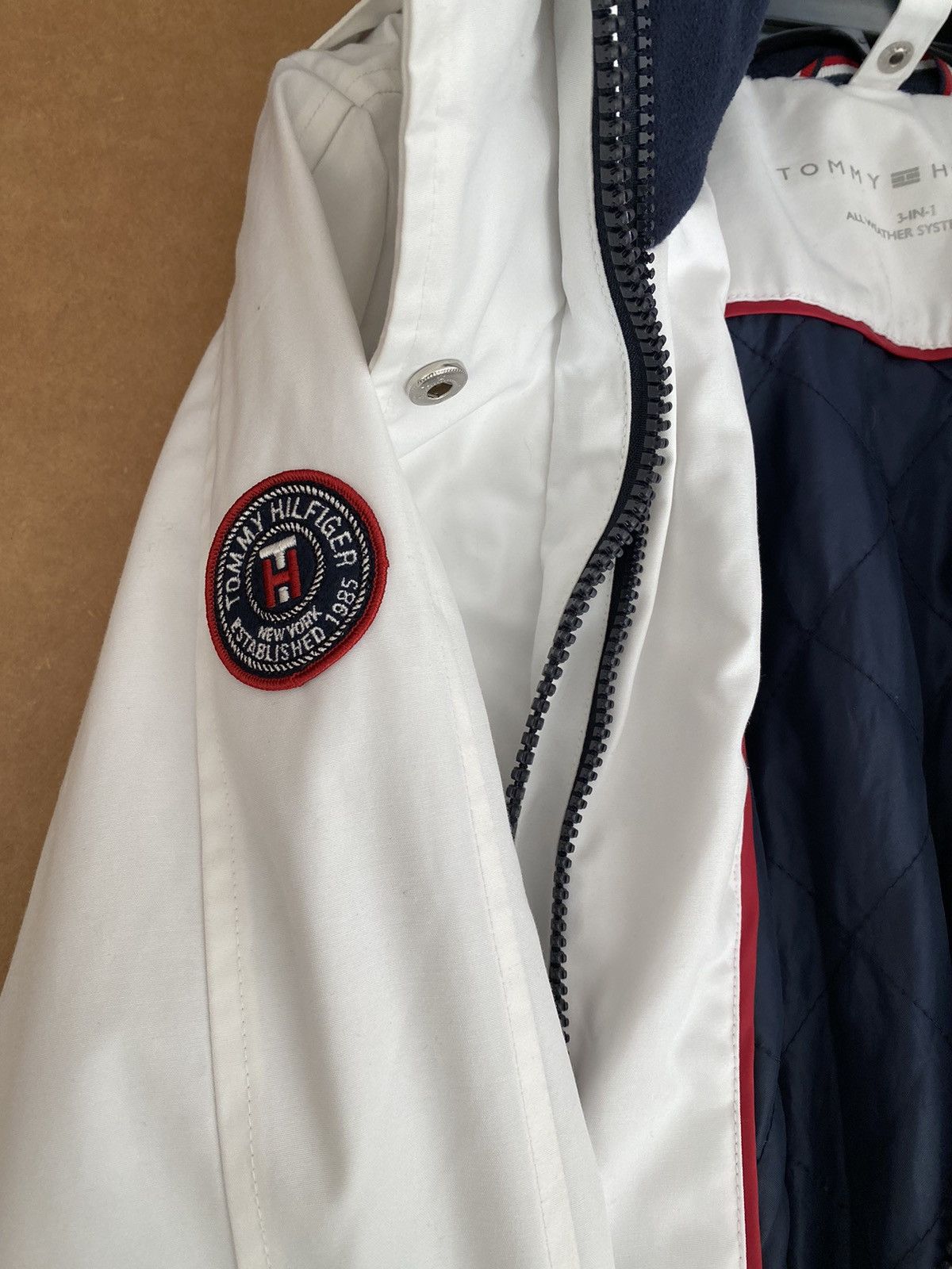 Tommy Hilfiger Tommy Hilfiger 3 in 1 jacket snowboard ski Size M / US 6-8 / IT 42-44 - 3 Thumbnail