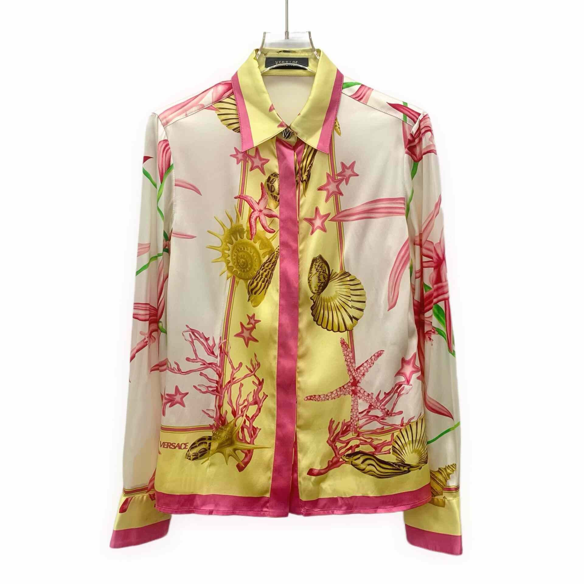 Versace Versace Printed Multi Button Up M Women Size M / US 6-8 / IT 42-44 - 1 Thumbnail