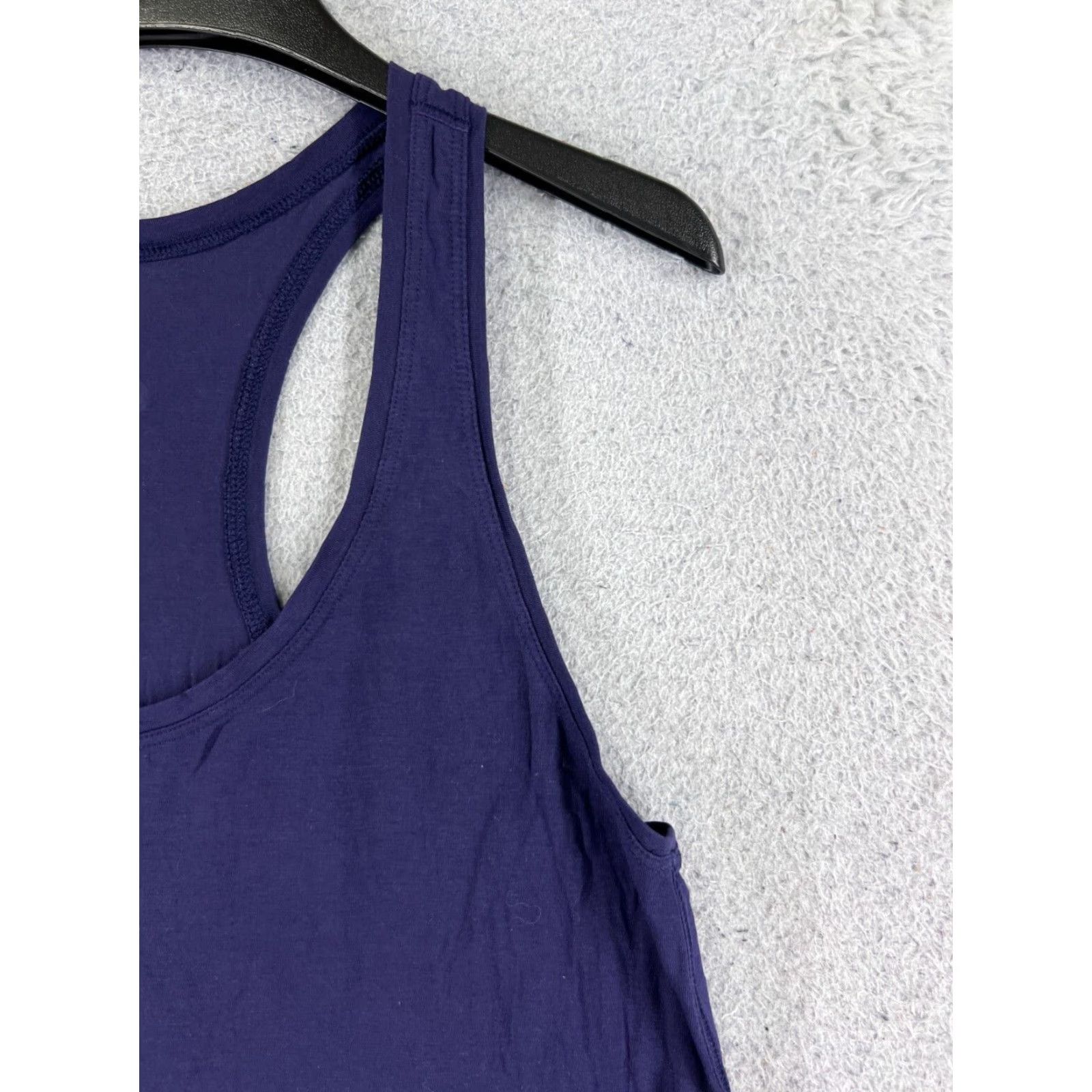 Lululemon Lululemon Shirt Women 6 Purple Essential Tank Yoga Luon Fabric Racerback Casual Sleeveless Athletic Top Women 6 Purple Racerback Tank Luon Size M / US 6-8 / IT 42-44 - 2 Thumbnail