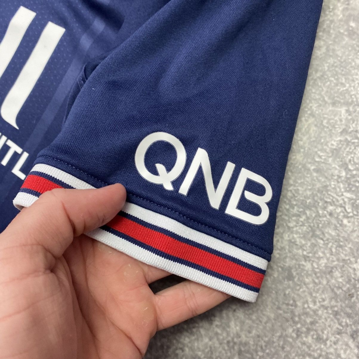 Jordan Brand Nike Jordan FC Paris Saint Germain PSG big logo soccer jersy Size US S / EU 44-46 / 1 - 6 Thumbnail
