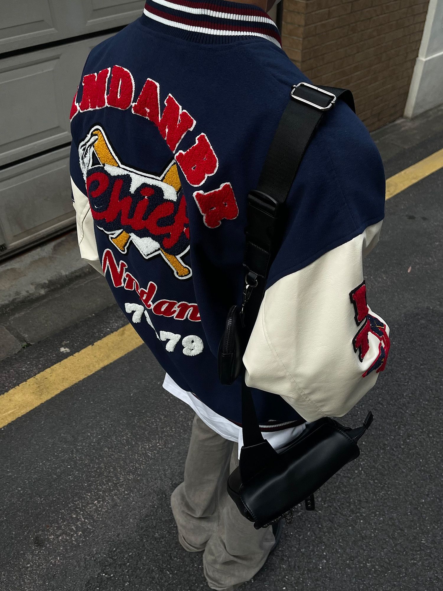 Designer × Japanese Brand Vintage Flocked Varsity Jacket Size US XL / EU 56 / 4 - 5 Thumbnail
