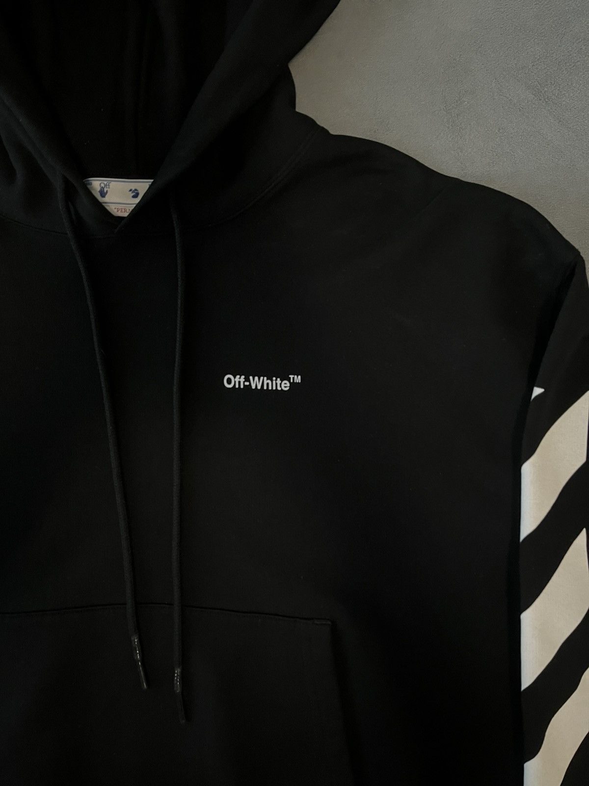 Off-White Off-White Diagonal Helvetica Hoodie Size US L / EU 52-54 / 3 - 2 Thumbnail