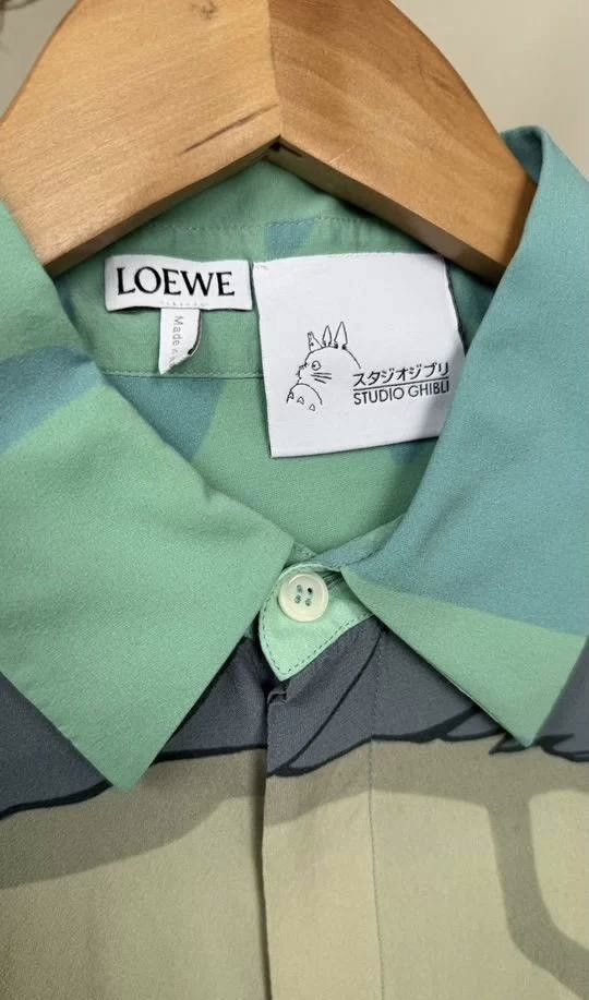 Loewe Spirited away shirt Size US M / EU 48-50 / 2 - 7 Thumbnail