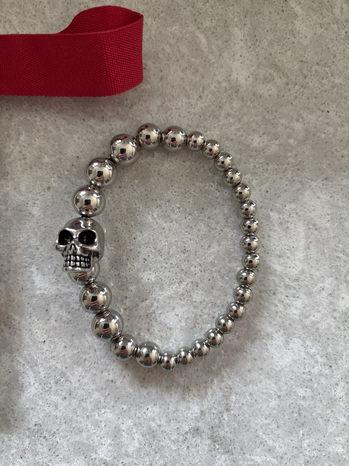 Alexander McQueen Alexander Mcqueen Silver Skull Bracelet Size ONE SIZE - 6 Thumbnail