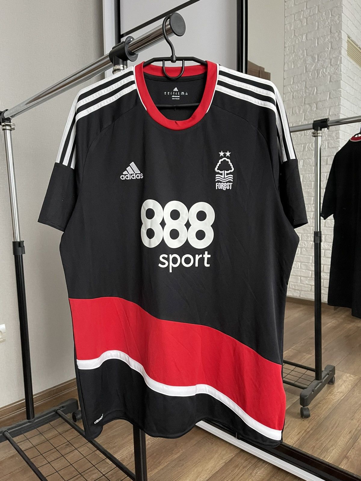 Adidas 2016/2017 Adidas Nottingham Forest Soccer Jersey T-Shirt Size US XL / EU 56 / 4 - 1 Thumbnail