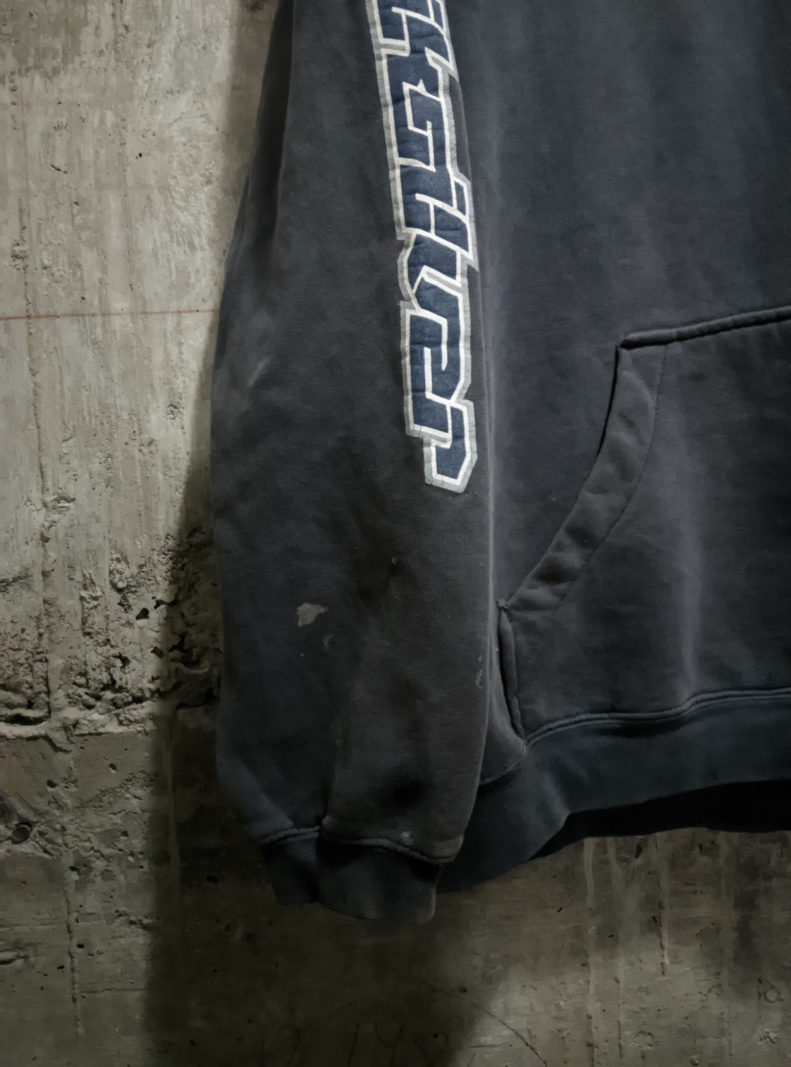 Vintage Vintage 90s quiksilver distressed y2k surf hoodie Size US XL / EU 56 / 4 - 6 Thumbnail