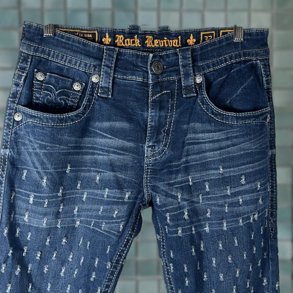 Vintage **Rock Revival Mens 32 Blue Straight Jeans NEW** User: Rock Revival Mens Blue 32 Straight Jeans NEW Size US 32 / EU 48 - 1 Thumbnail