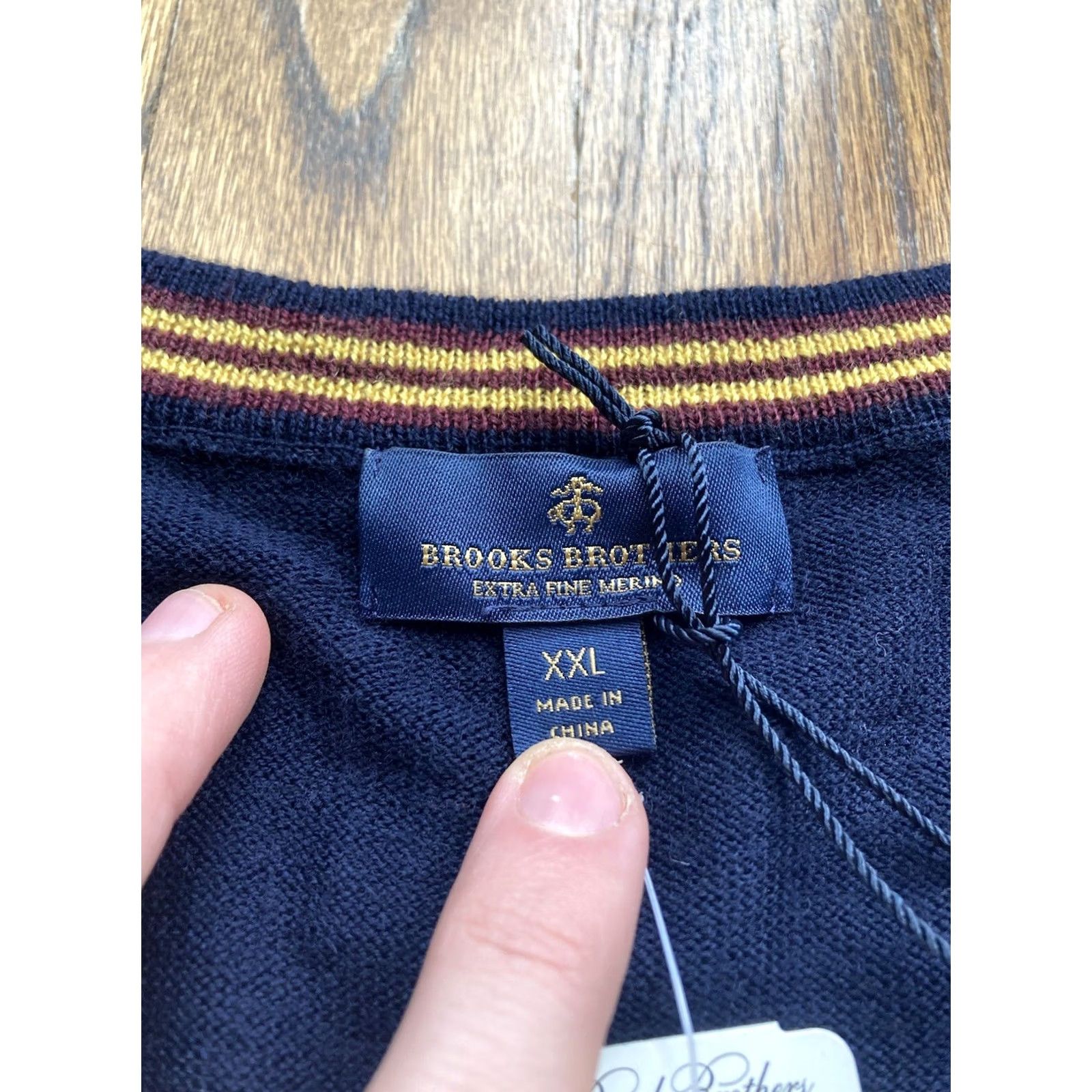 Brooks Brothers NWT Brooks Brothers Mens Sweater V-Neck Navy Blue 2XL Merino Wool Lightweight Pullover Knit Casual Business Color: Blue Size US XXL / EU 58 / 5 - 5 Thumbnail